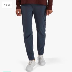 NWT On Running - Active Pants - Dark - Medium